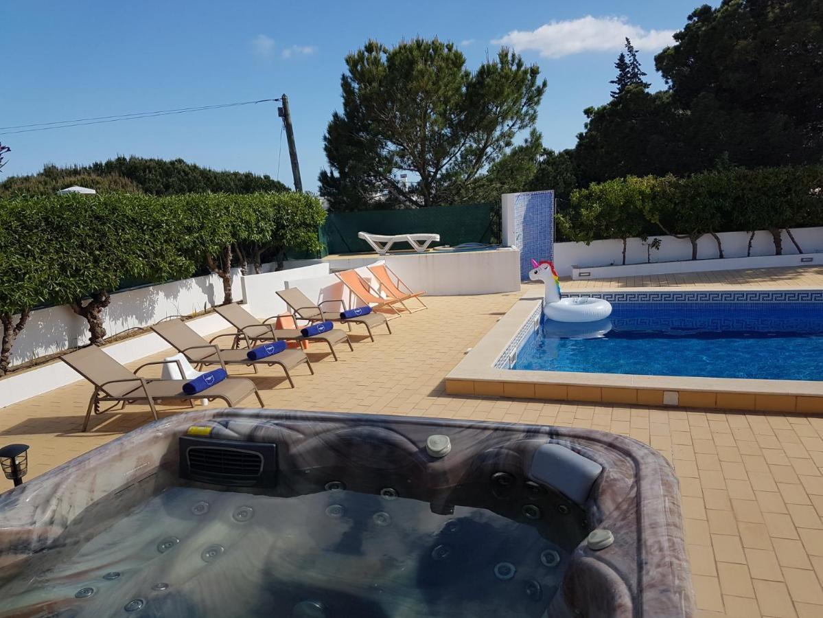 Sunset Villa By Laranjal Rentals Olhos de Agua  Exterior photo